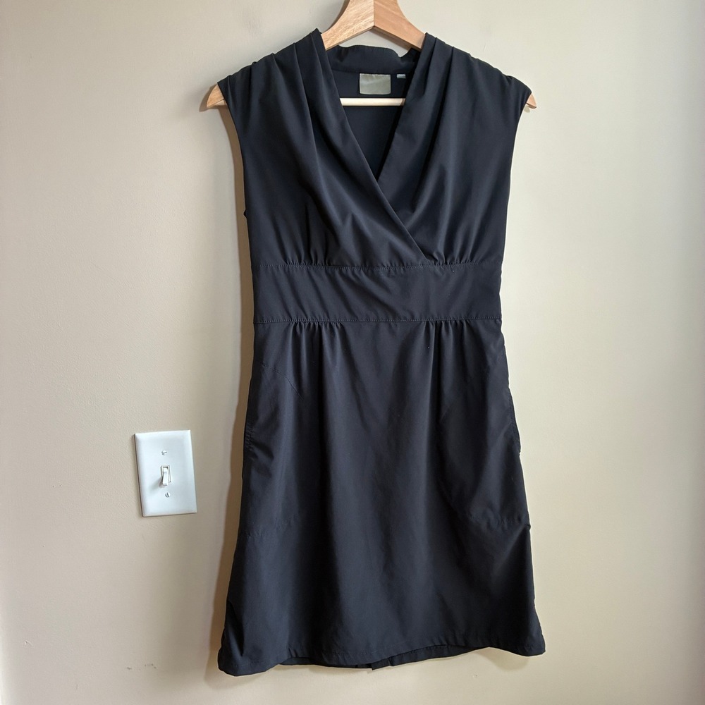 Athleta Style 919004 Sleeveless Dress 2 Black Womens Stretch Pockets Athleisure